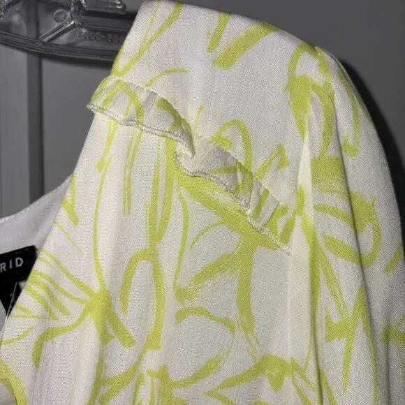 Torrid Neon Yellow Floral Skater Mini Dress With Pockets Plus Size 2 NWT - Picture 3 of 10